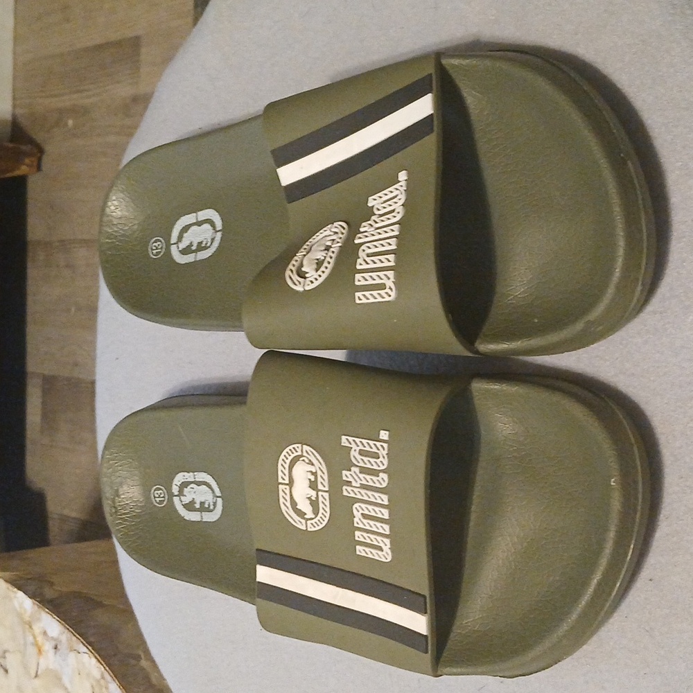 Green UNLTD Slide Sandals